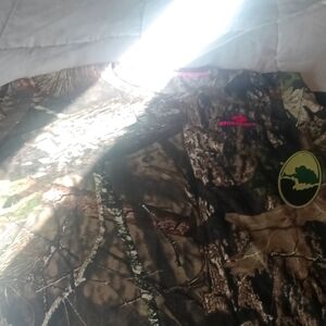 Woman's Mossy Oak Hunting Shirt